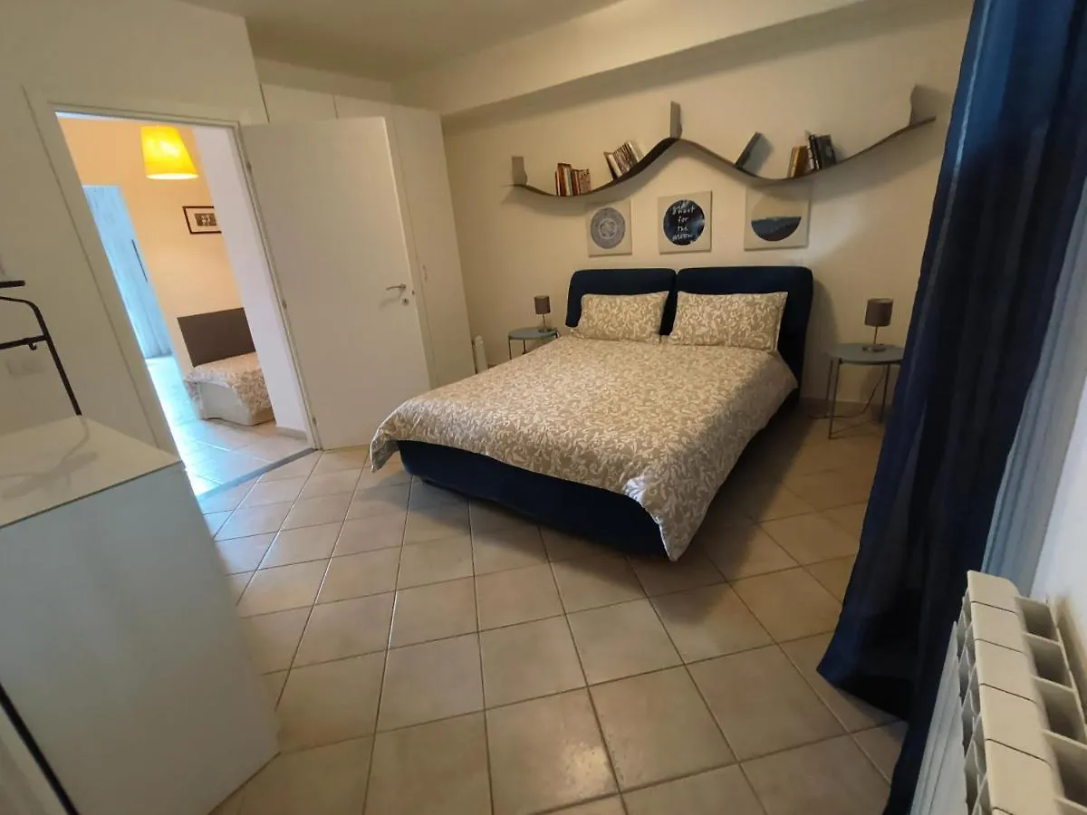 Vakantiehuis 5 C Cutaias Apartment Catánia Italië